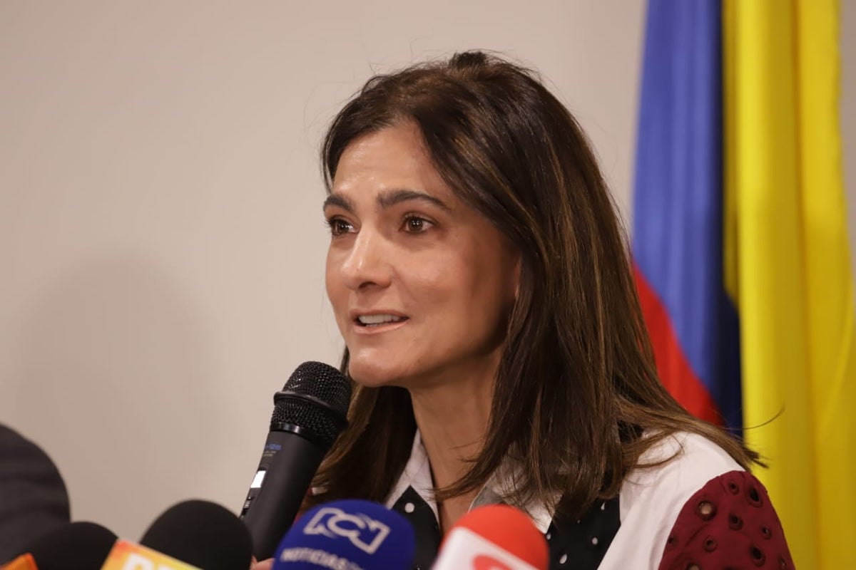 Ministra de Transporte Ángela María Orozco