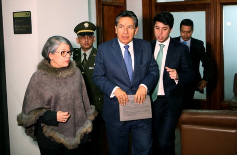 Fiscal General, Néstor Humberto Martínez, y la vicefiscal María Paulina Riveros, en la Corte Suprema.