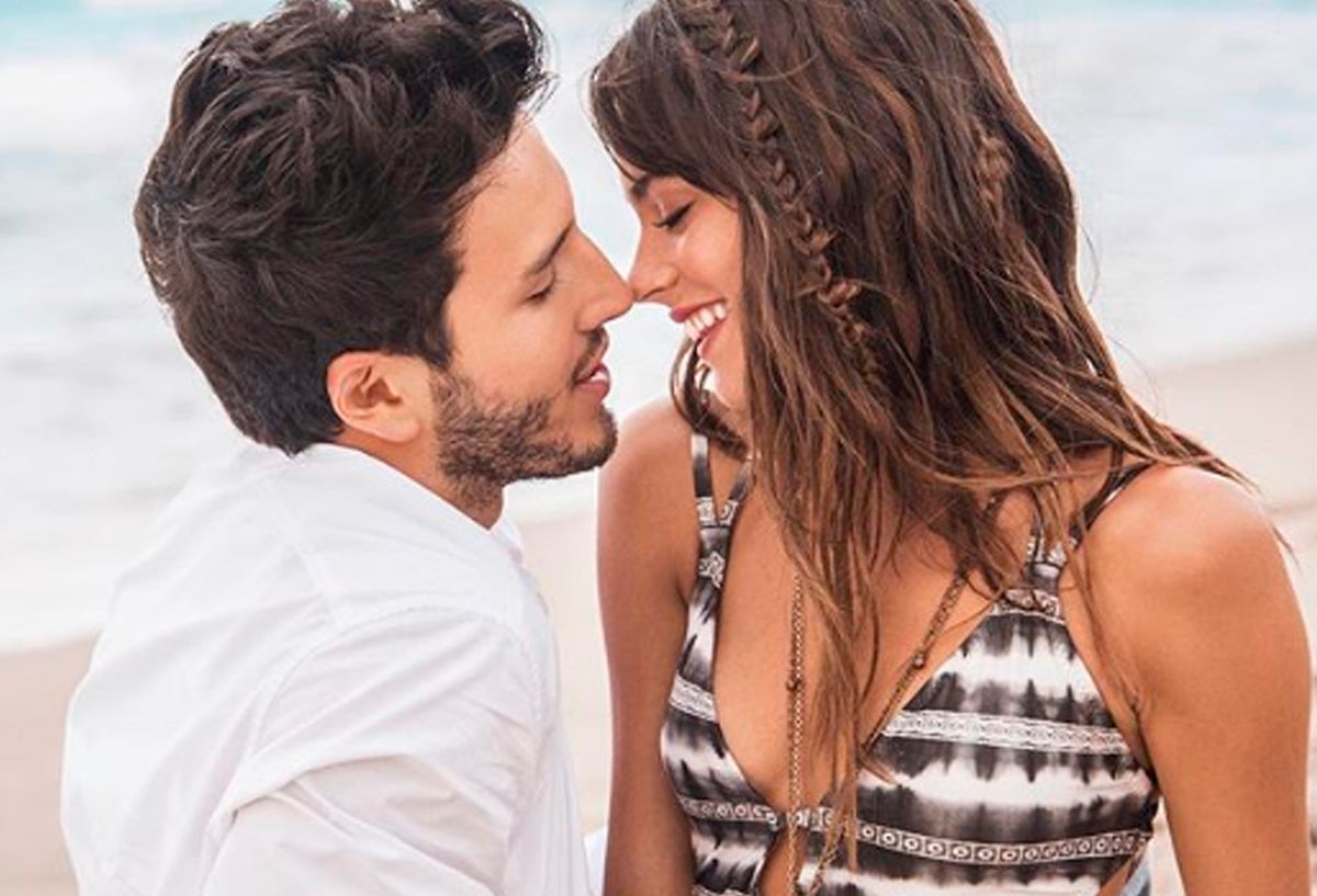 Tini Stoessel y Sebastián Yatra