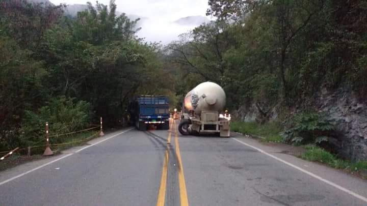 Vía Manizales - Medellín.