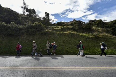 Venezolanos en la vía Panamericana.
