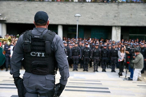 Filas de agentes del CTI