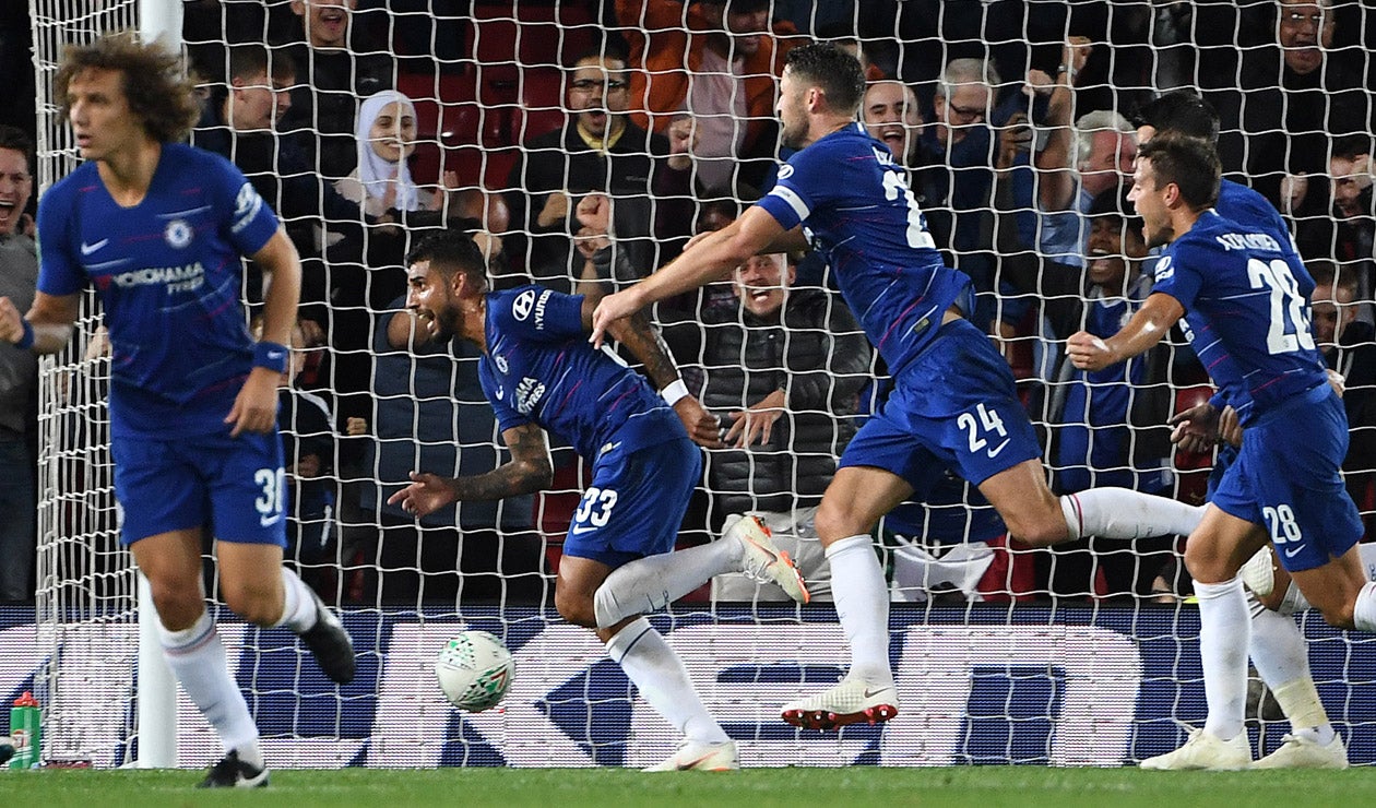 Chelsea derrotó a Liverpool en Anfield