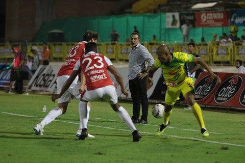 Huila vs Santa Fe en la Liga Águila