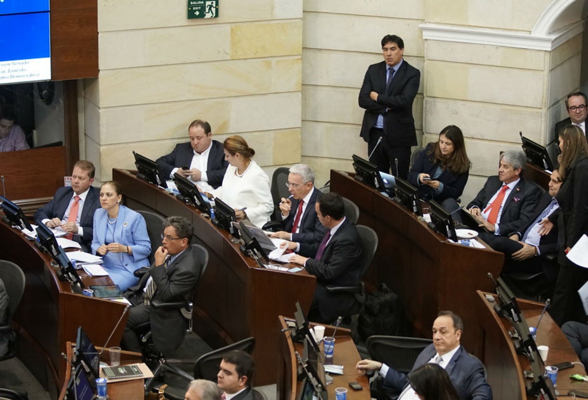 La bancada del Centro Democrático estuvo al tanto de la defensa de Alberto Carrasquilla.