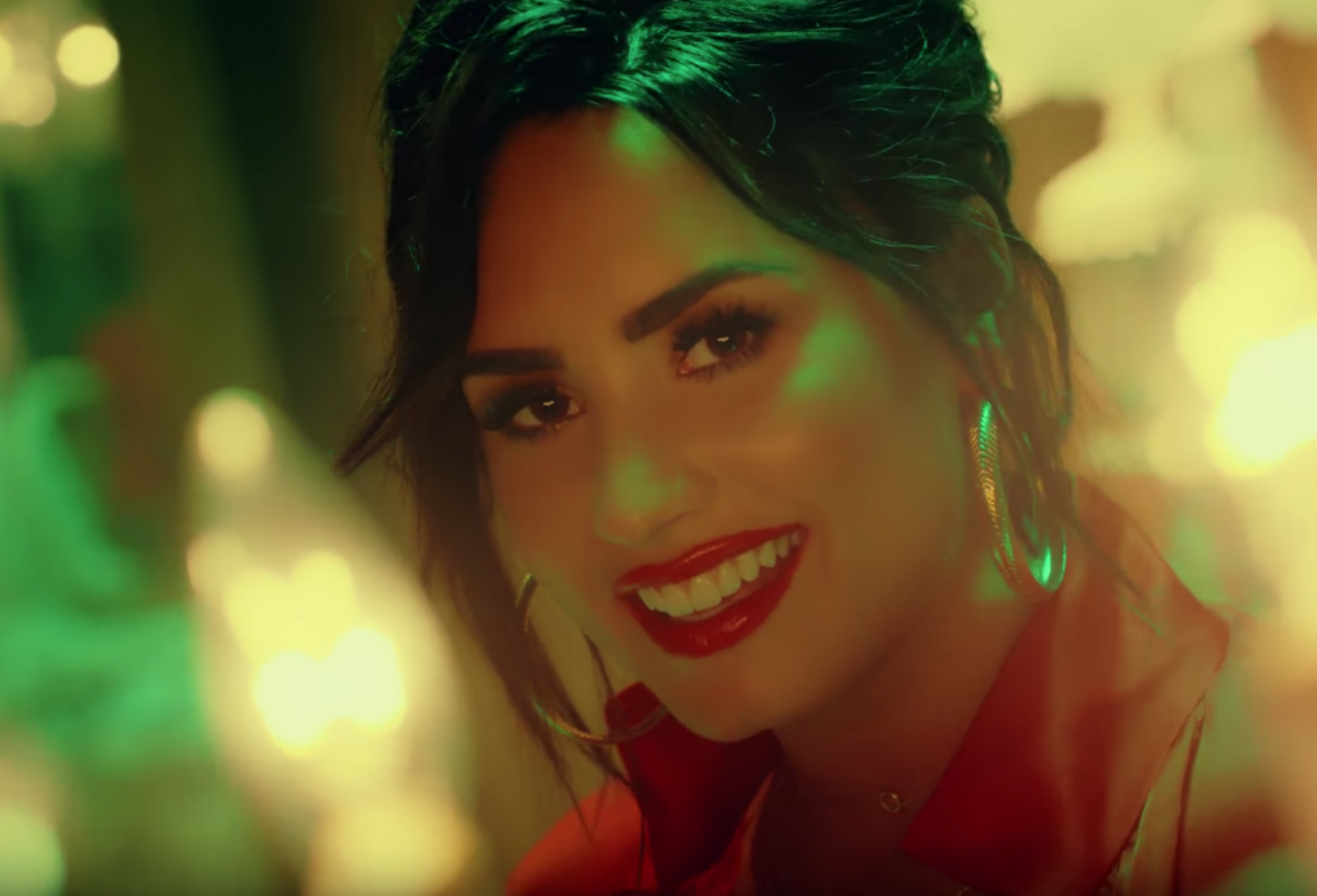 Demi Lovato en la canción ‘Échame la culpa’, interpretada junto a Luis Fonsi