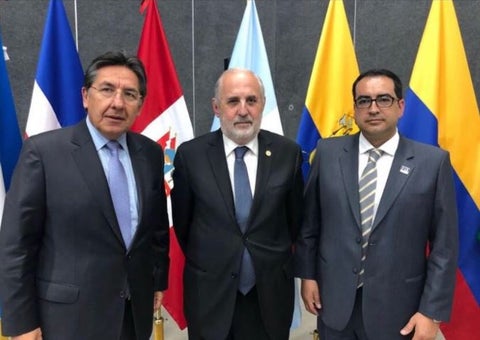 Reunión fiscales de la región