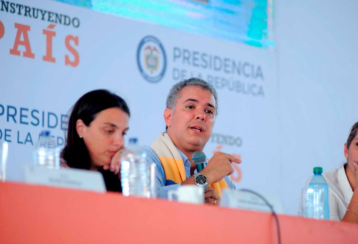 Iván Duque celebra apoyo de Francia en iniciativa contra Venezuela