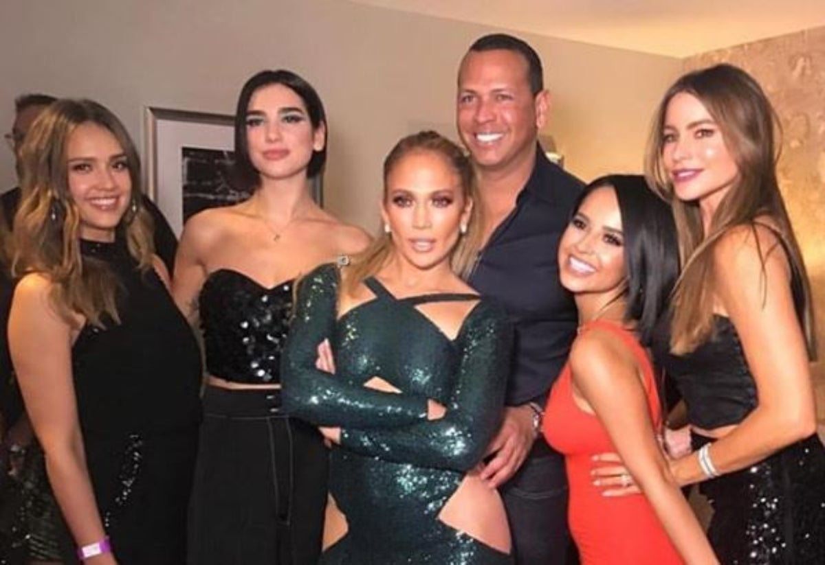 Jennifer Lopez y las invitadas especiales en concierto en Las Vegas