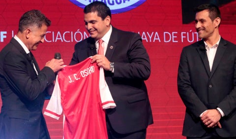 Juan Carlos Osorio, técnico colombiano que dirigirá a Paraguay