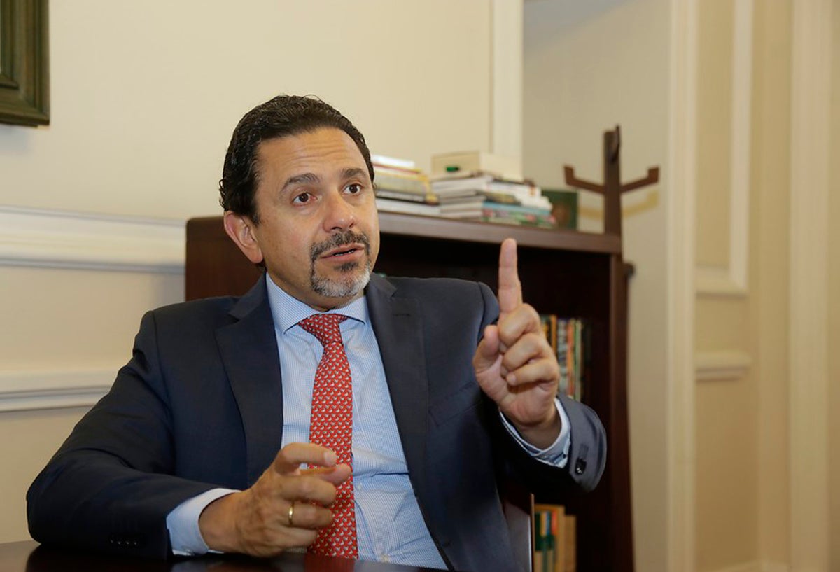 Miguel Ceballos, alto comisionado para la paz