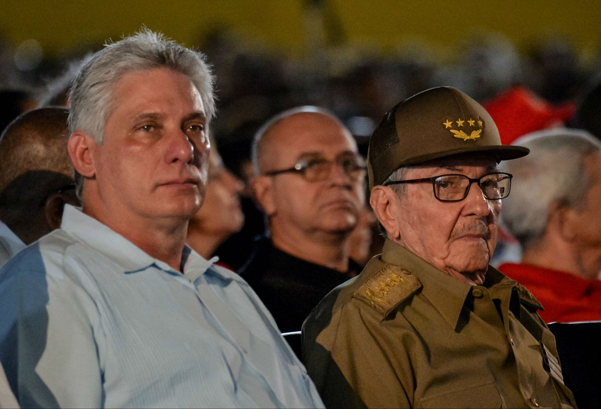 Miguel Díaz presidente de Cuba y Raúl Castro