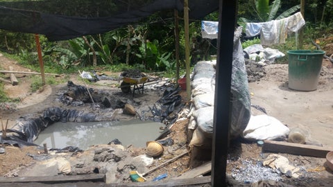 40 niños habrían sido usados como escudo humano en operativos contra la minería ilegal