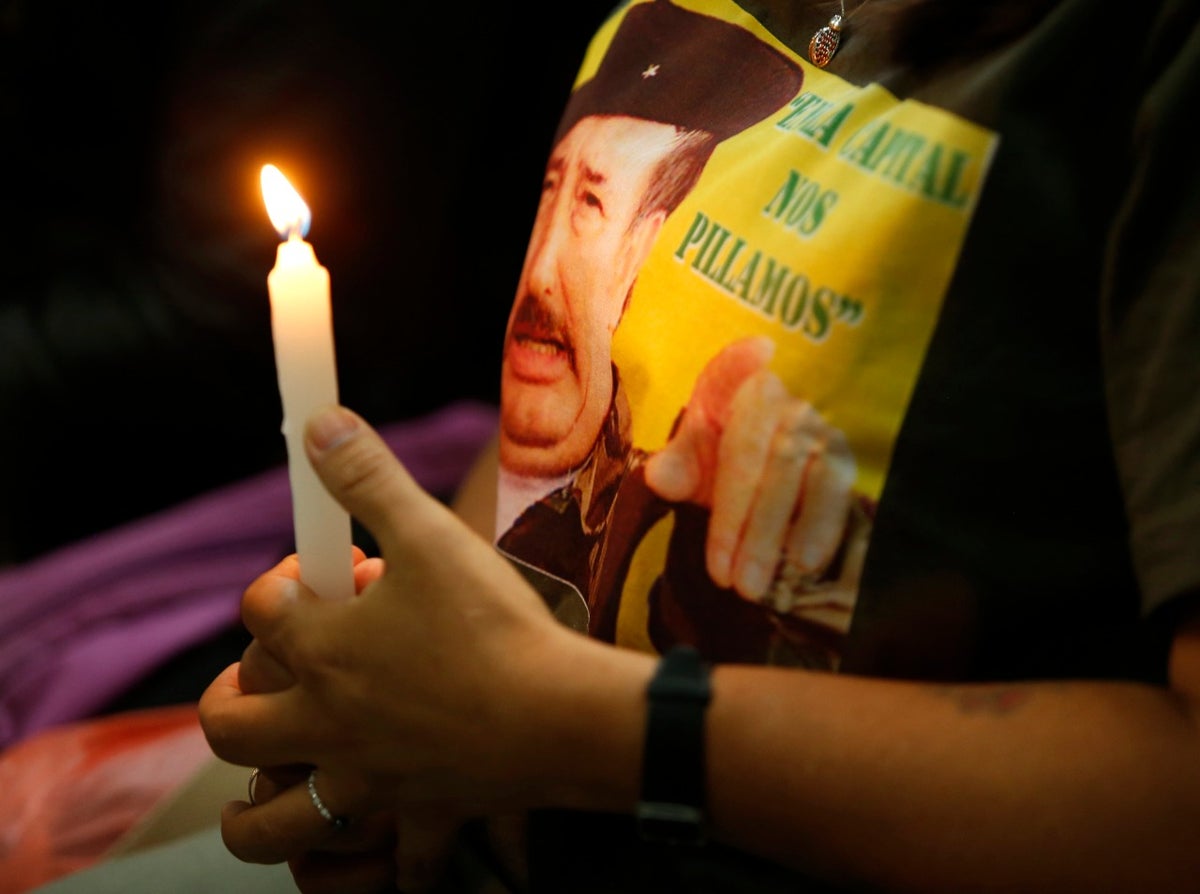 HOMENAJE AL MONO JOJOY