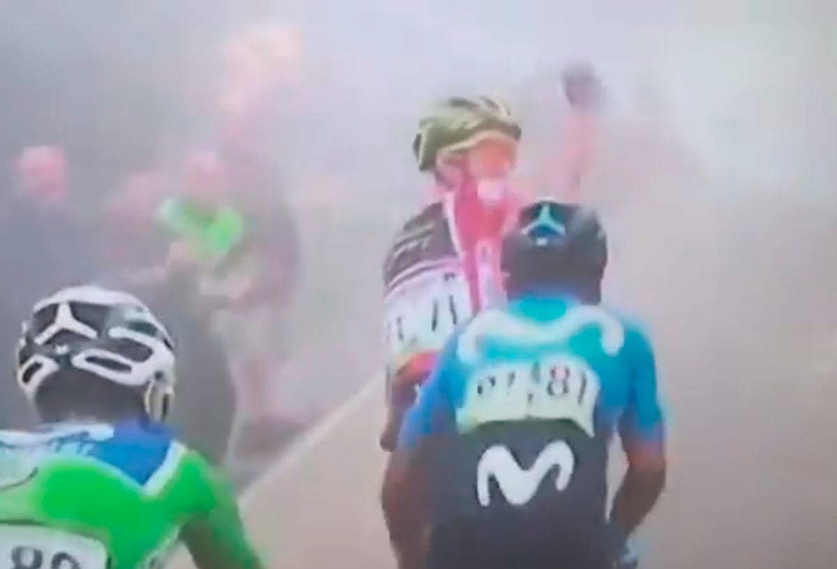 Simon Yates increpa a Nairo en etapa reina de La Vuelta