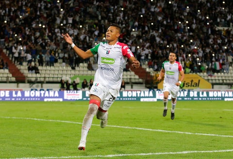 David Lemos celebrando el gol de la victoria de Once Caldas ante Atlético Júnior, en Manizales