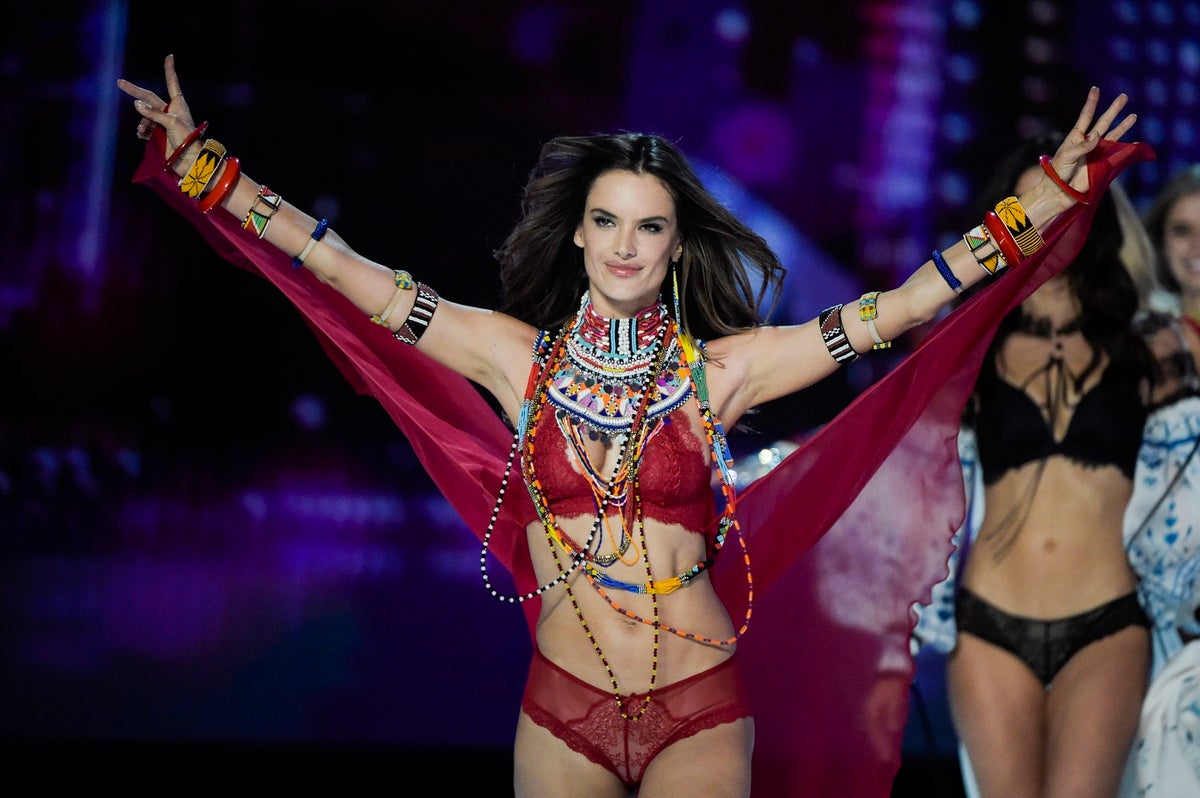 Desfile de Victoria's Secret vuelve a Nueva York