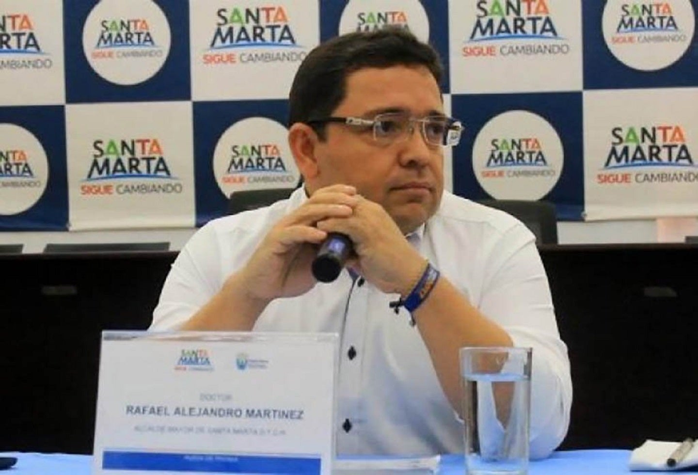 La Procuraduría inició investigación contra el alcalde de Santa Marta, Rafael Alejandro Martínez por irregularidades en el PAE.
