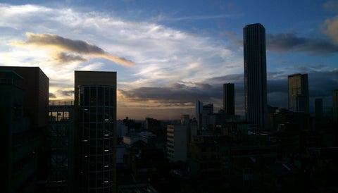 Bogotá anocheciendo