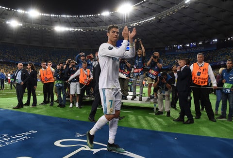 Cristiano Ronaldo, el 26 de mayo de 2018 en Kiev, tras vencer a Liverpool y alzar la Champions con el Real Madrid