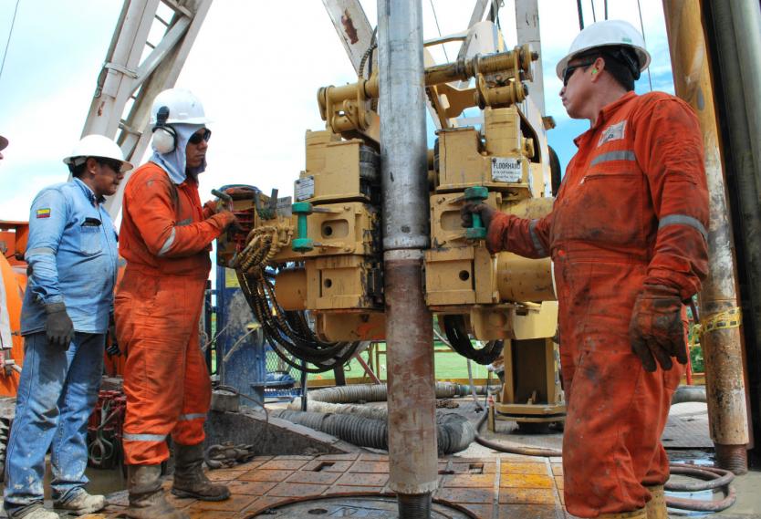 Producción de petróleo creció cerca del 4% en noviembre