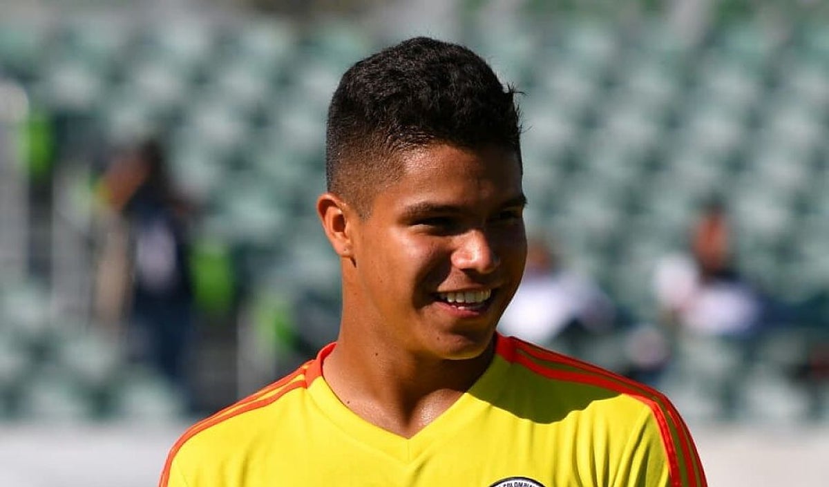 Juan Camilo 'Cucho' Hernández debutó haciendo doblete con la Selección Colombia frente a Costa Rica