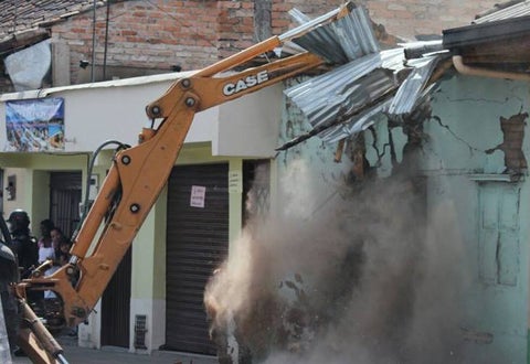 Foto referencial de demoliciones