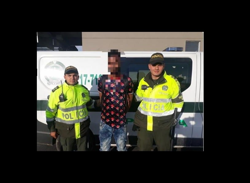 Este es el sujeto que fue capturado por manosear a un hombre