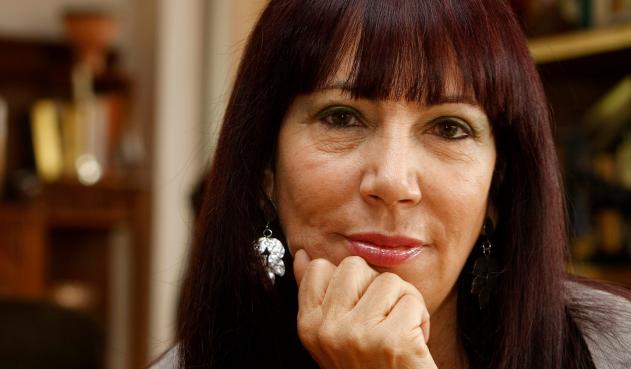 María Jimena Duzán decidió atacar a Ernesto Macías Tovar.