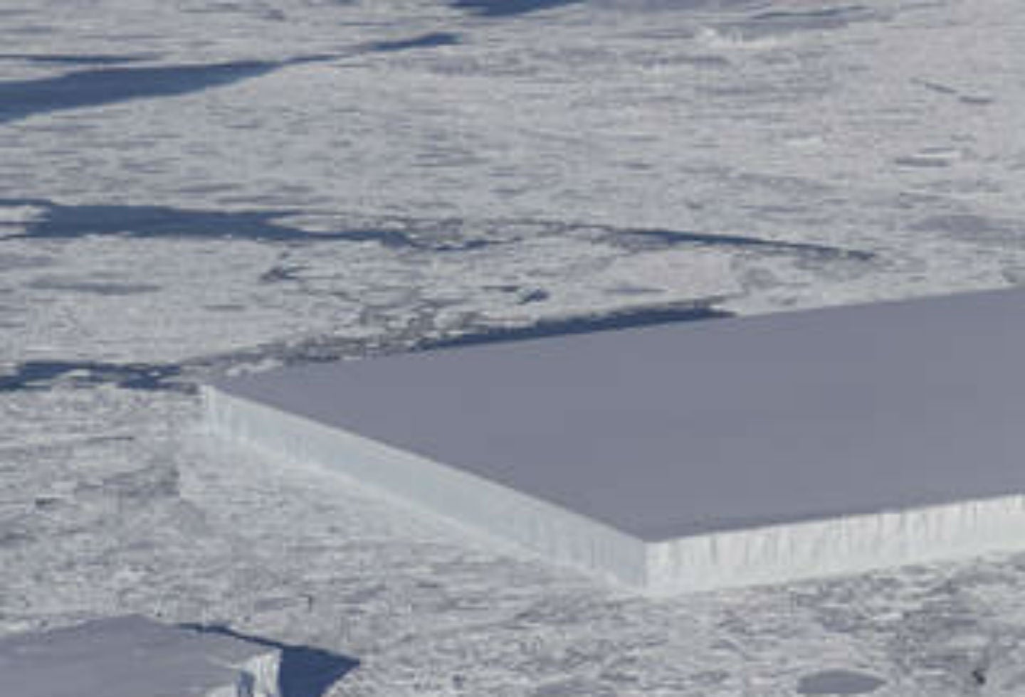 El iceberg rectangular que fue avizorado en Antártida