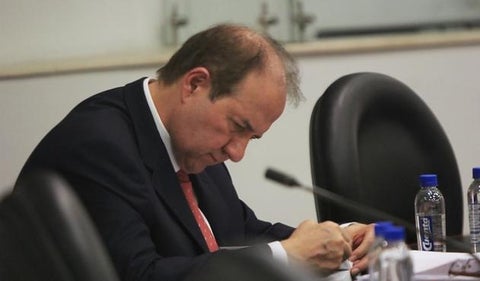 El exmagistrado de la Corte Suprema de Justicia, Leonidas Bustos en la Comisión de Acusación