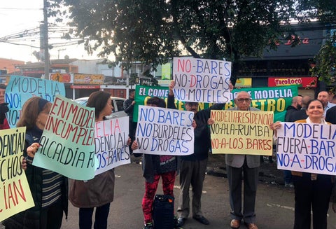 Residentes en Modelia (Bogotá) piden el cierre de bares de la zona