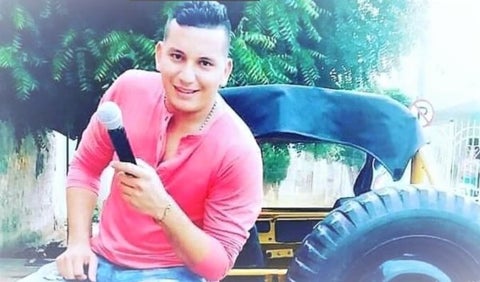 El joven músico falleció en un accidente de tránsito.