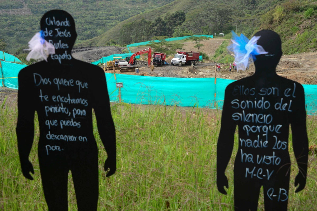 Referencia La Escombrera en la Comuna 13 de Medellín.