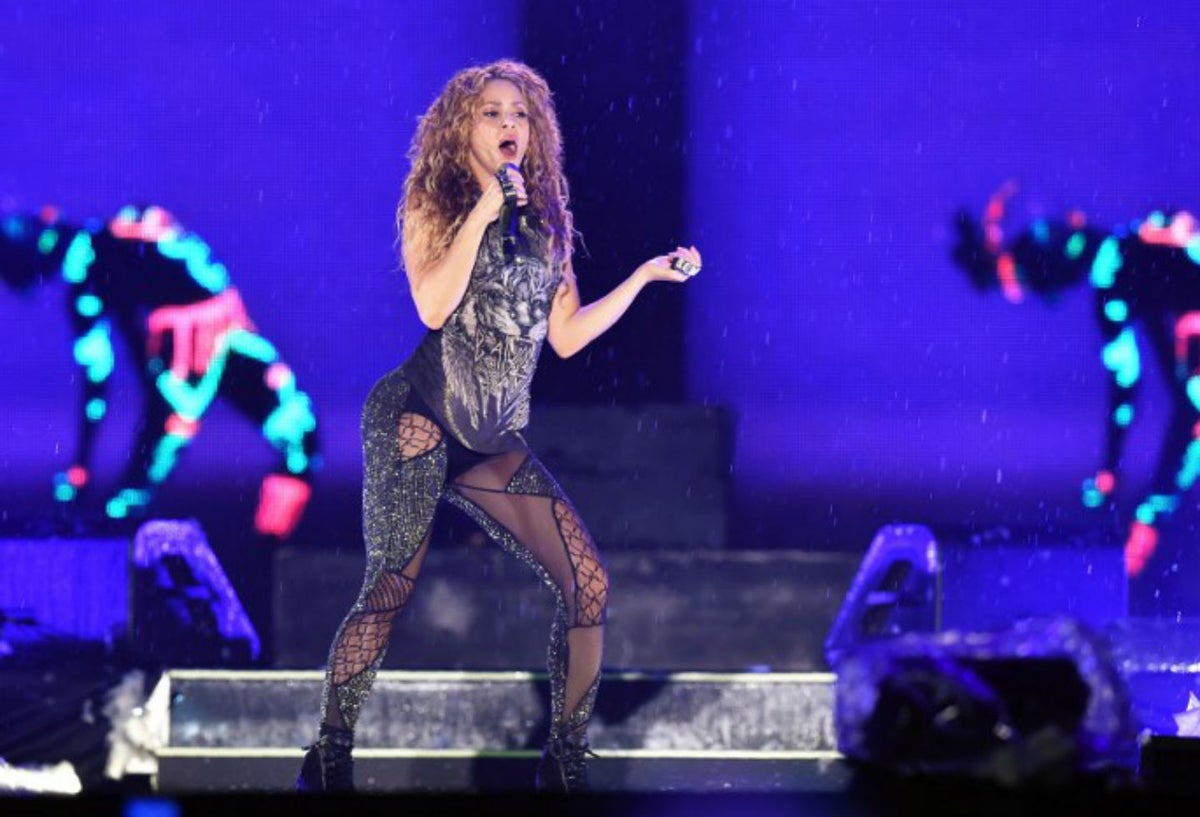 Shakira en su gira del Dorado World Tour