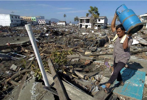 Terremoto y tsunami en Sumatra (Indonesia)