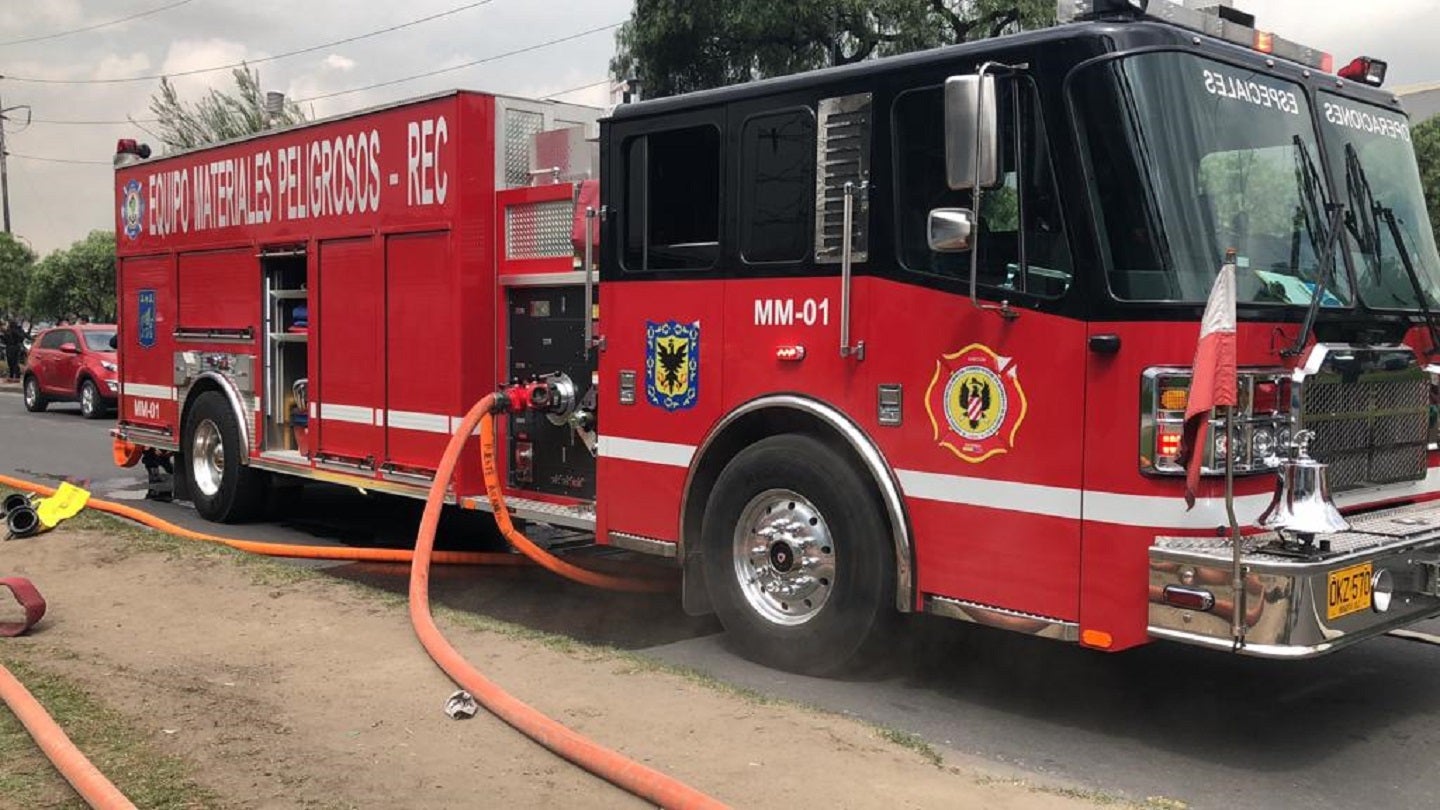 Así vivió el cuerpo de Bomberos de Bogotá el Incendio del Centro Comercial El Edén
