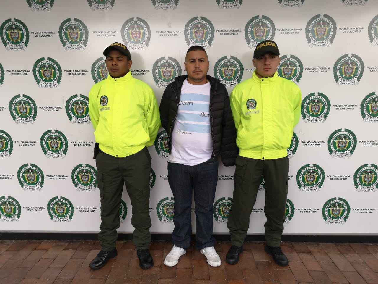 Bernabé Millán, alias 'El Manco' fue capturado en el aeropuerto ElDorado.