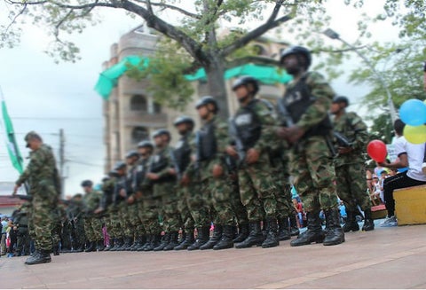 Militares en formación