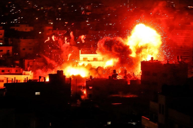 Hamas anuncia un alto el fuego con Israel tras peor escalada de violencia en años.