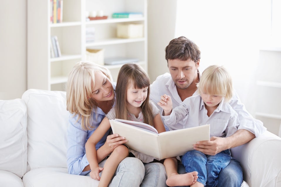 Una familia comparte tiempo de calidad