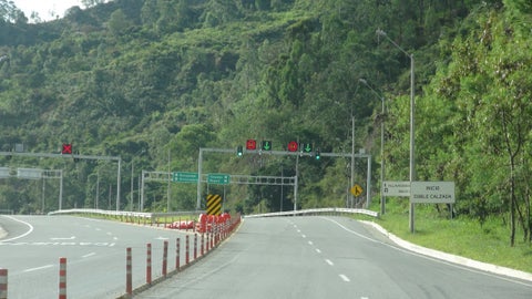 Señalización vía al Llano