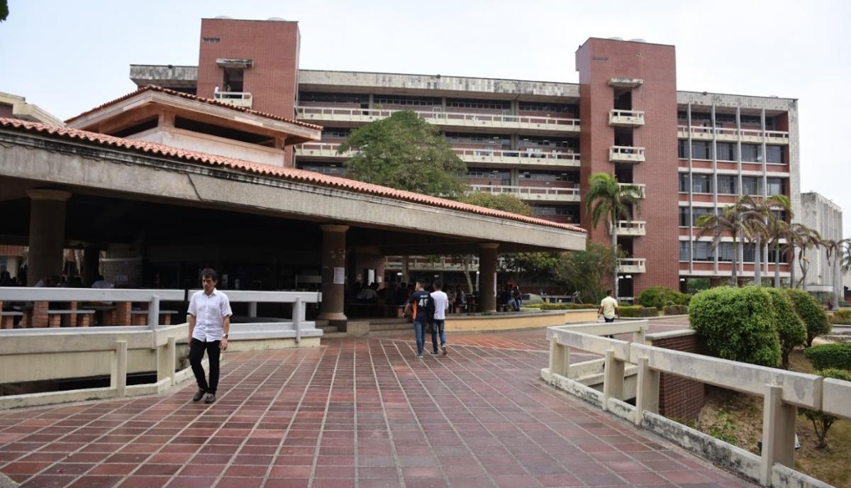 Más de 8 mil estudiantes votaron en contra de retomar las actividades académicas.