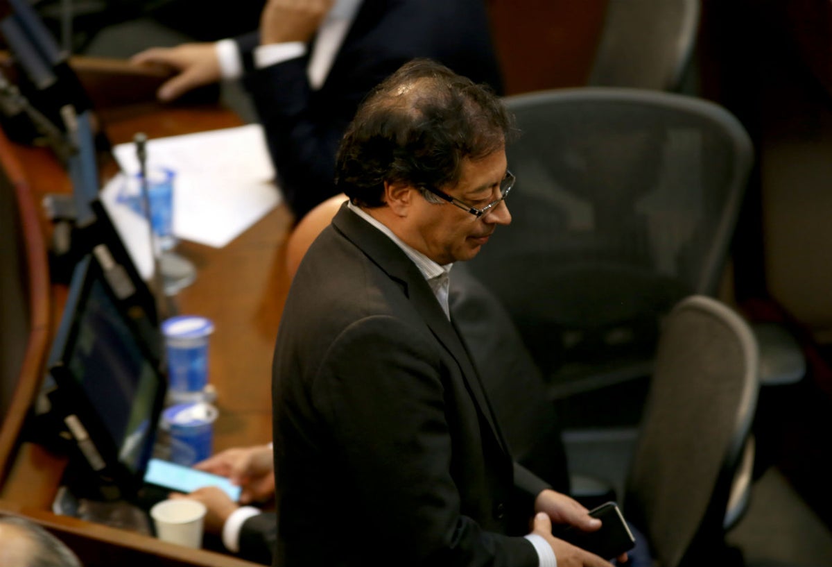 Gustavo Petro Urrego, reviviendo su vieja estrategia de las marchas contra fallos en su contra.