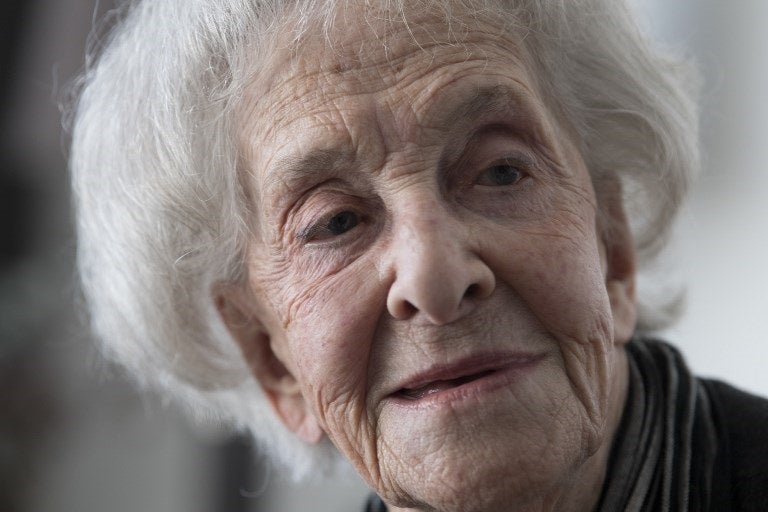 Ida Vitale, poeta uruguaya ganadora del Premio Cervnates