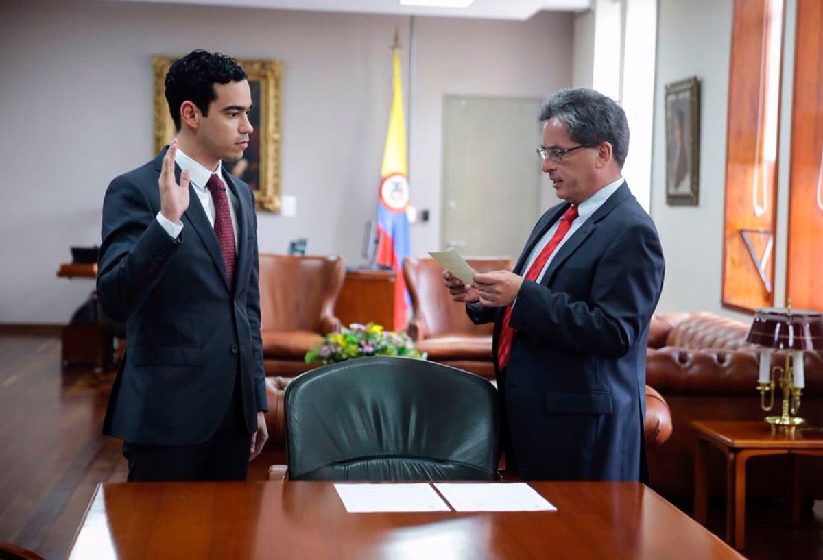 Luis Alberto Rodríguez, viceministro de Hacienda, junto a Alberto Carrasquilla, ministro de Hacienda