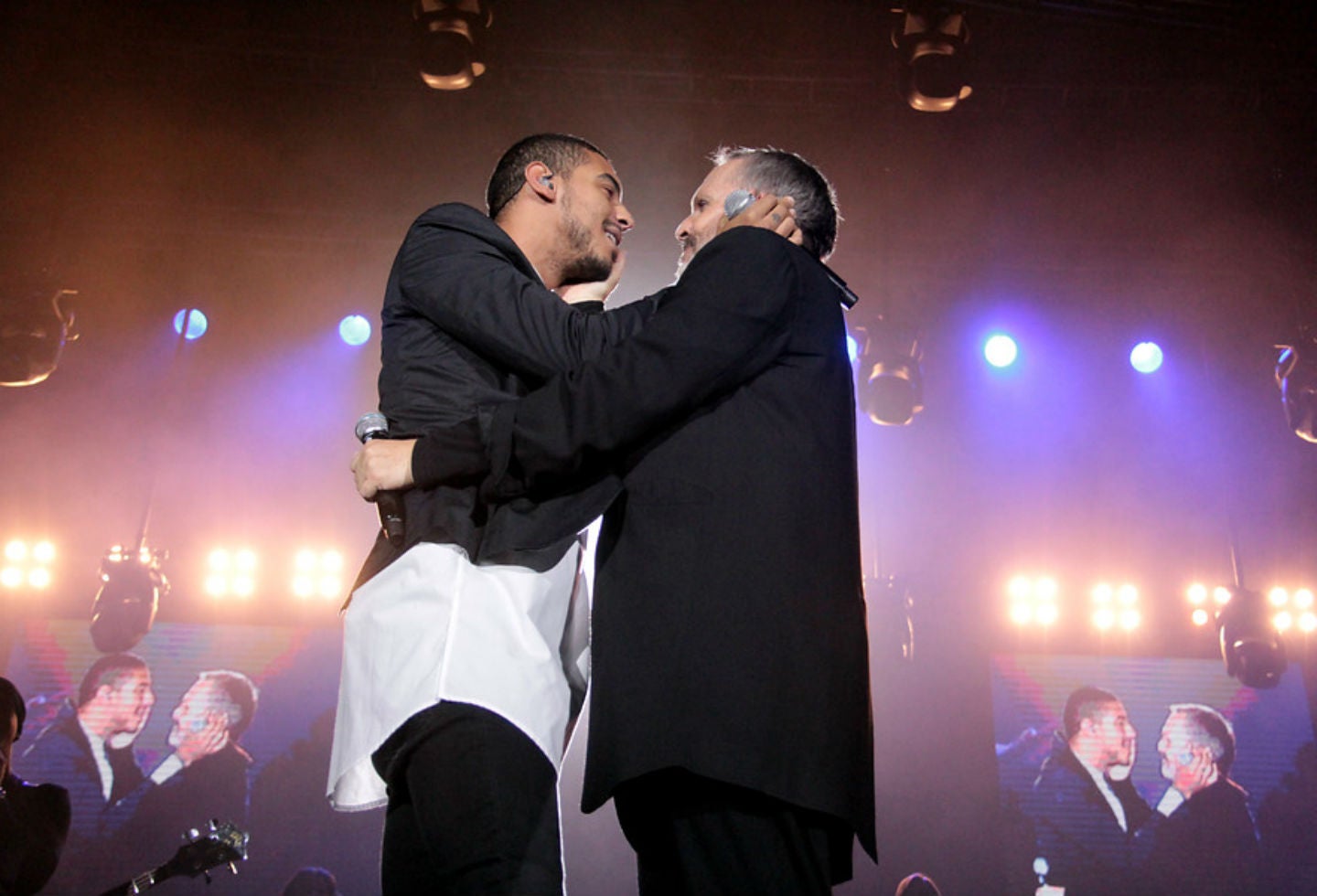 Manuel Medrano se besó con Miguel Bosé