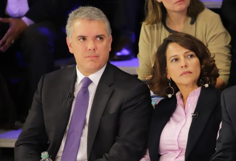 El presidente Iván Duque junto a Nancy Patricia Gutiérrez, ministra del Interior