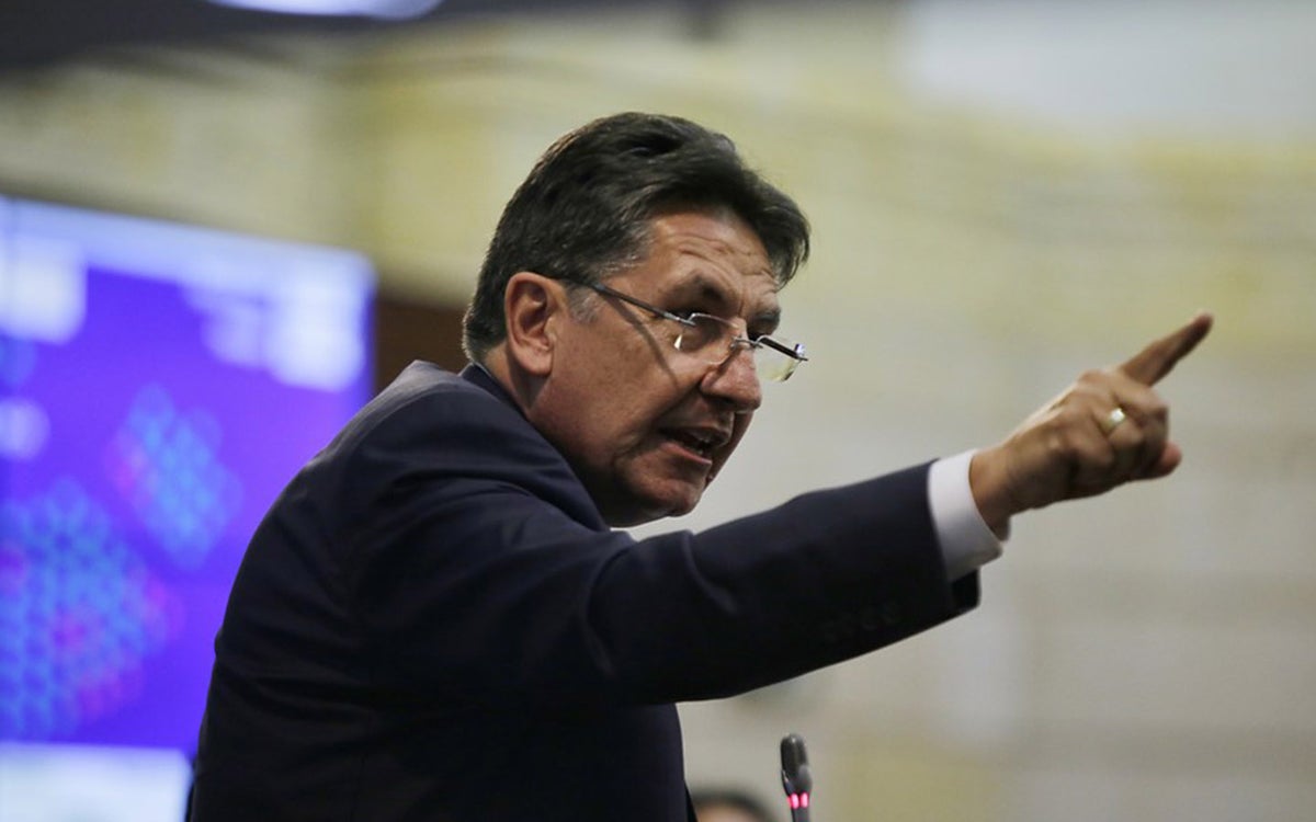 Néstor Humberto Martínez
