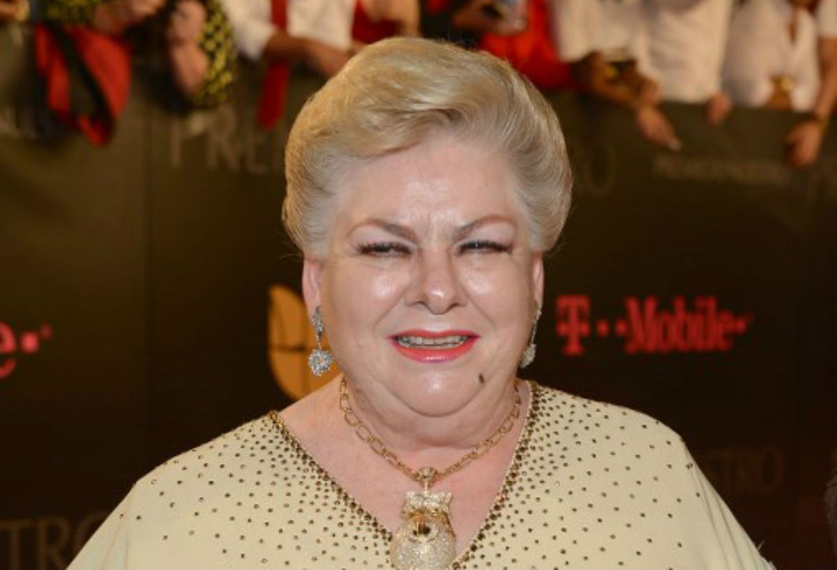 Paquita la del Barrio se quedó dormida en plena entrevista